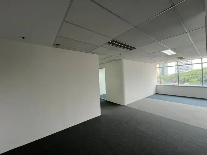 Laje para Locação com 678 m² | Centro Administrativo Rio Negro - Alphaville em Barueri/SP