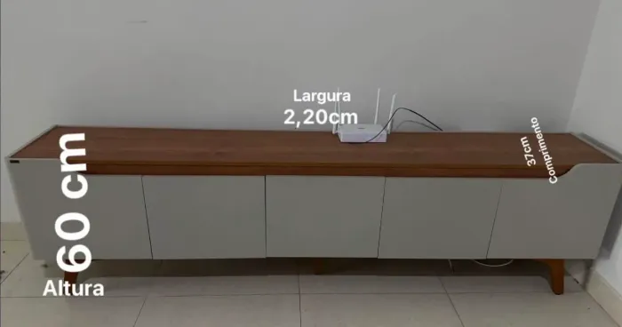 Rack para Tv (75 polegadas) com gaveta e 4 portas