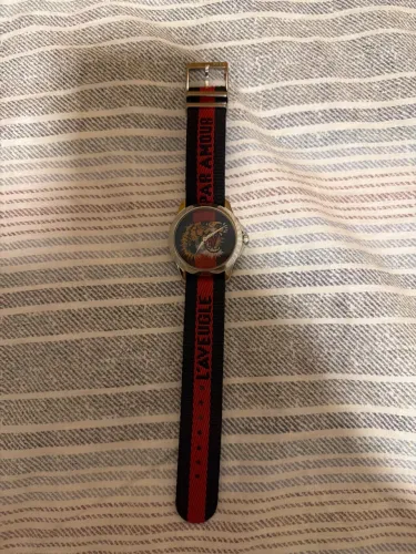 Relógio Gucci