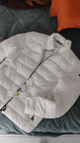 Jaqueta Puffer Calvin Klein branco importada