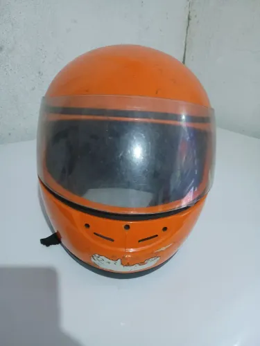 Capacete 40 reais