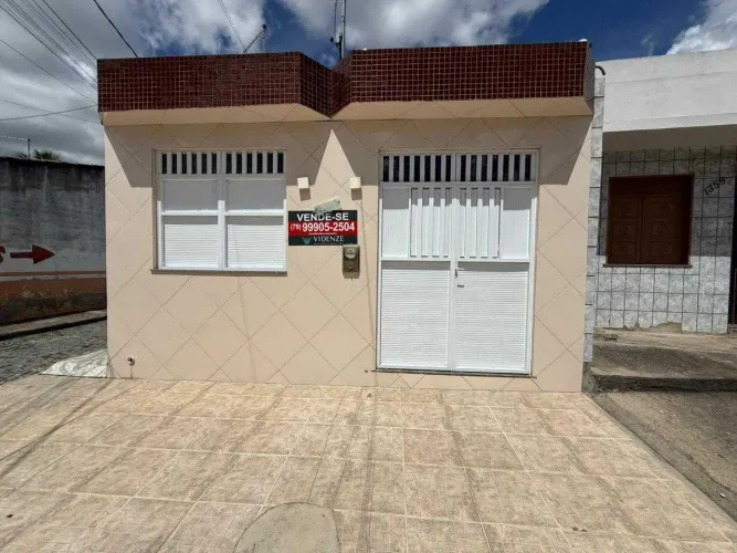 CASA EM RUA PÚBLICA - ITABAIANA [51978]