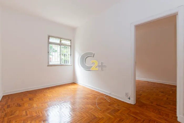 Apartamento à venda em Pinheiros com 2 quartos, sem vaga