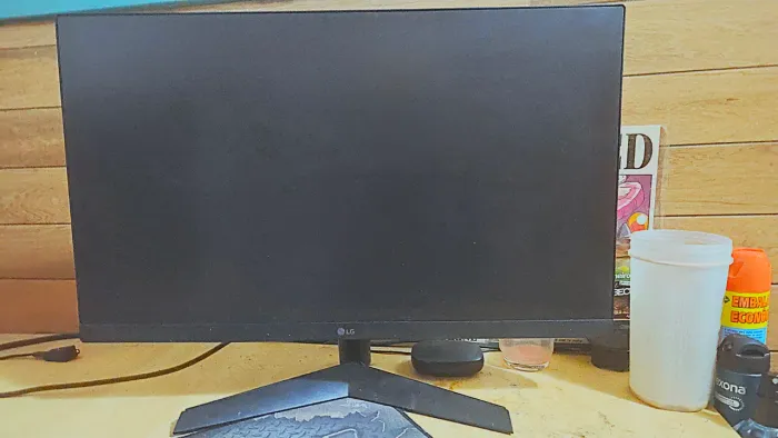 Monitor LG Ultragear 27" 144hz 