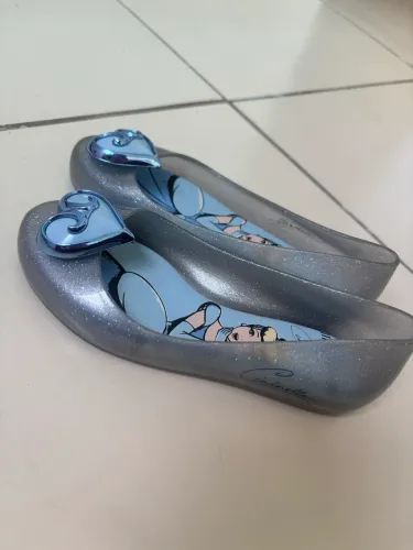 Vendo Melissa infantil