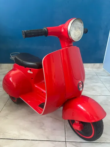 Moto eletrica infantil - scooter