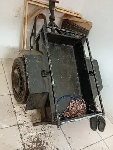 Vendo essa carrocinha .. junto com suporte pra puchar ela..