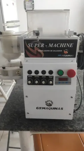 Máquina modeladora de salgado super machine