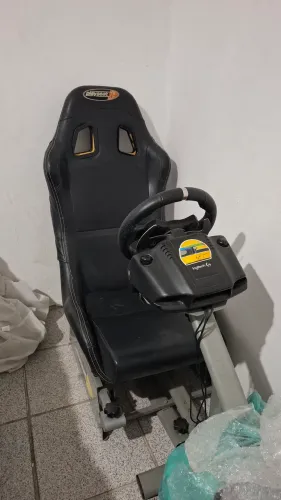 Logitech G29 + Cockpit Playseat