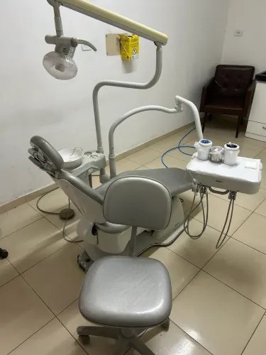 Cadeira Odontológica e Compressor