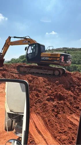 Serviço de terraplanagem