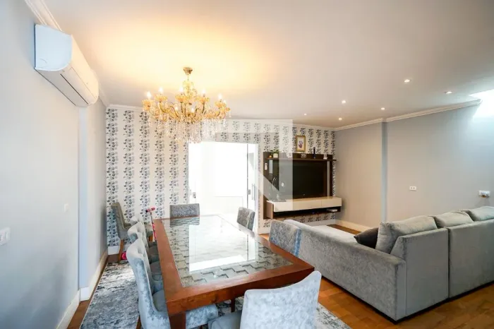 Casa à Venda - Vila Matilde, 2 Quartos, 200 m2