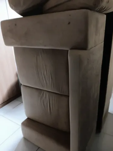 Sofá três lugares