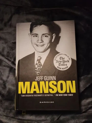 Livro Manson, Jeff Guinn, Editora Darkside, capa dura