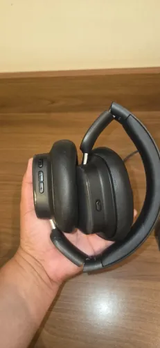 Headphone Edifier (Apenas por cabo p2)