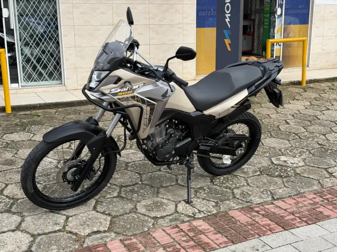 Honda Sahara 300 Adventure 