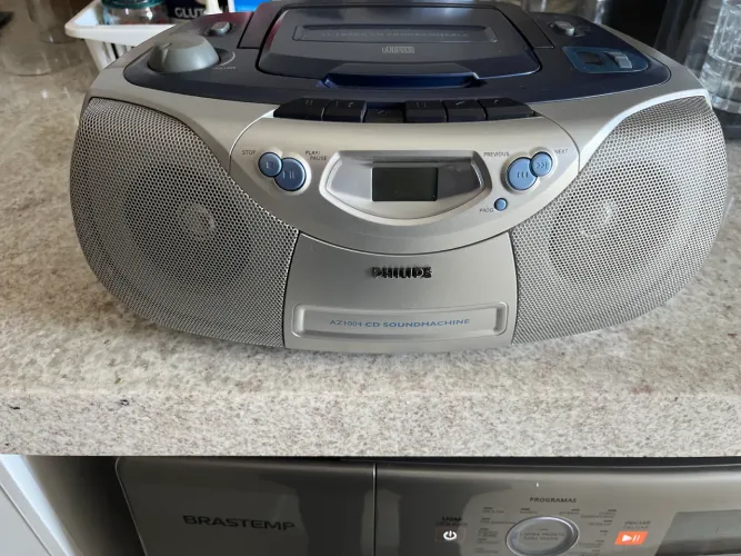Rádio e CD Philips