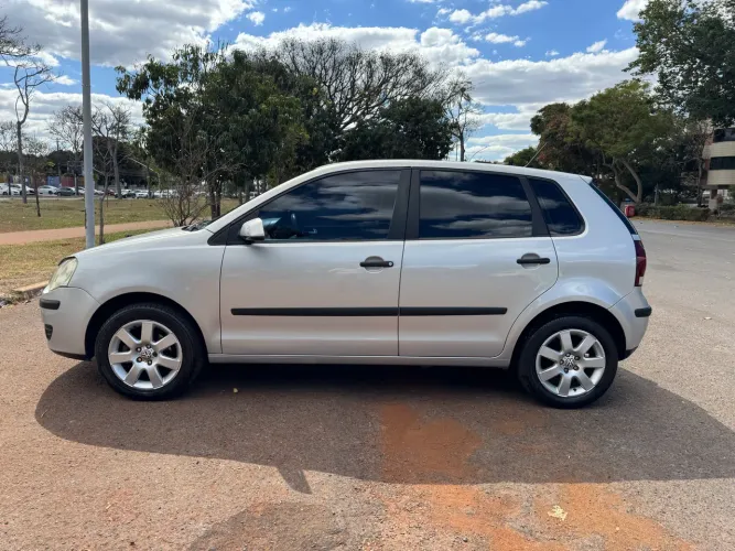 Volkswagen Polo 1.6 E-flex 8V 5P 2010