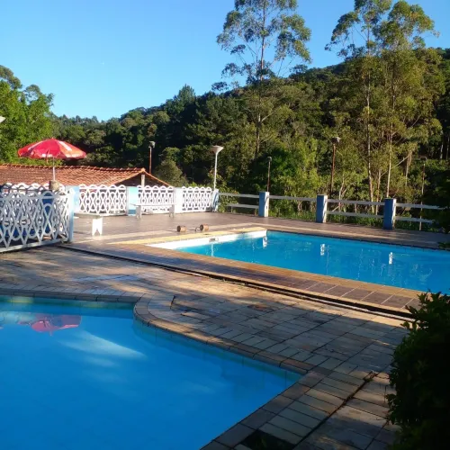 Sítio três irmãos - Locação para finais de semana , diárias ou eventos.