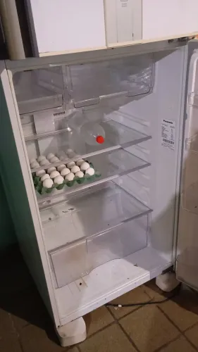 Geladeira Panasonic 