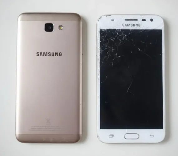 SAMSUNG J5 PRIME PARA RETIRADA DE PEÇAS OU CONSERTO