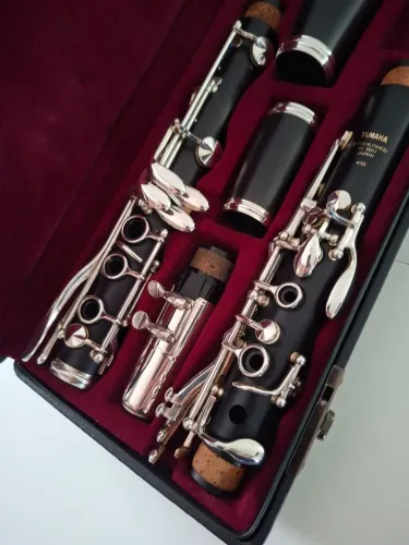 Clarinete yamaha ycl 450 novíssimo madeira japan