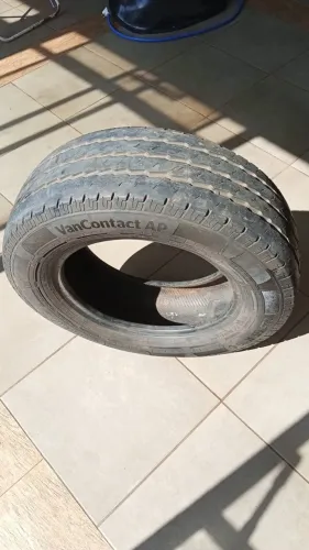 Pneu Continental 225 65 R 16