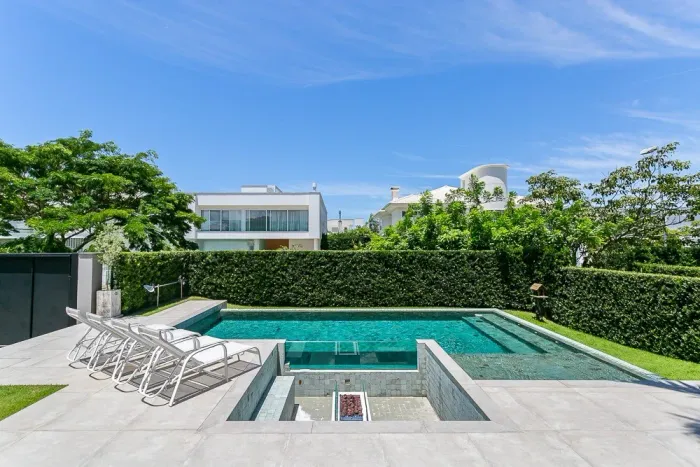 Casa para Locação em Florianópolis, JURERE INTERNACIONAL, 5 dormitórios, 5 suítes, 6 banhe