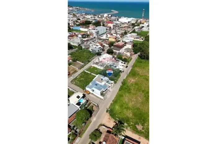 Terreno residencial 440 m² Próximo à Feira do Sol e comércio Itaipava
