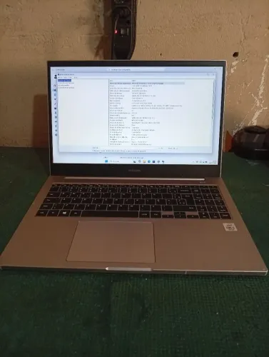 Notebook Samsung np550XCJ Intel i5 8 GB