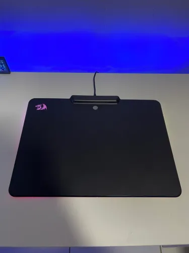 Mousepad Redragon RGB P009