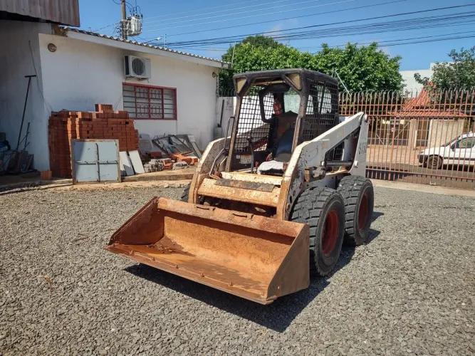 Bobcat mini carregadeira