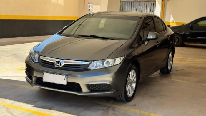 Honda Civic Sedan LXS 1.8/1.8 Flex 16V Mec. 4P 2014