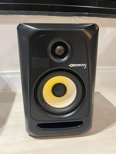 Par de Monitores de Áudio KRK Rokit 5 G3