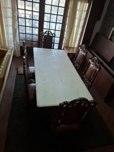 Vendo mesa de jantar Jacarandá e Marmore