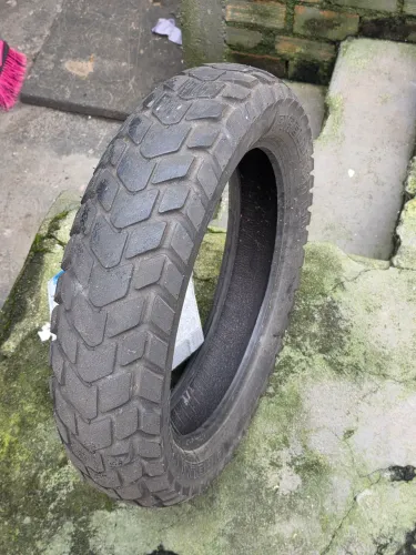 Pneu Pirelli MT60