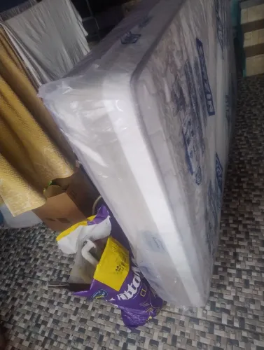 Vendo colchão de casal de molas ensacada 
