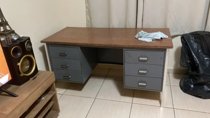 Venda de mesa de escritório