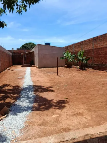 Aluga-se Casa em Setor Coimbra