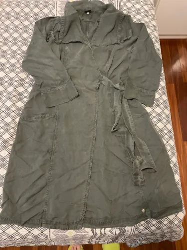 Vestido envelope na cor verde da ENJOY