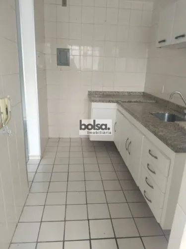 Apartamento para aluguel com 60 m² e 2 quartos em Parque Viaduto, Bauru - SP