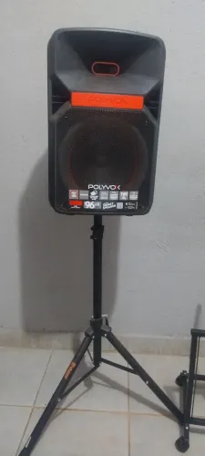 Vendo caixa de som amplificada bluetooth com tripé