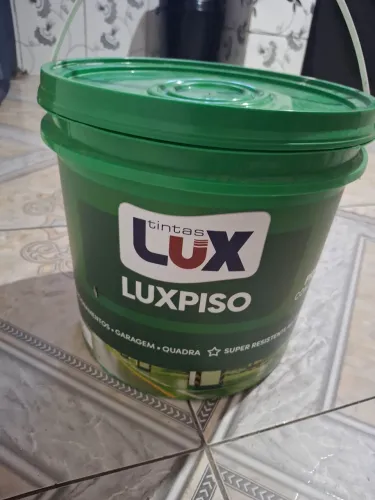 Vendo tinta branca 15L