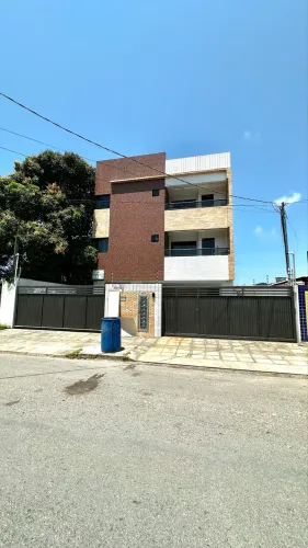 Alugo apartamento 2 QRTOS + Quintal Privativo Portal do Sol