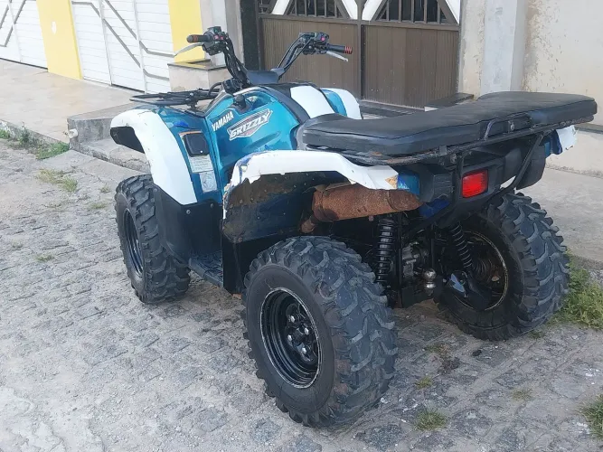 Vendo Quadriciclo Yamaha GRYZZLY 700CC