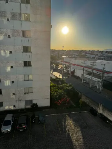 Alugo apartamento no Condomínio Santana Tower 2