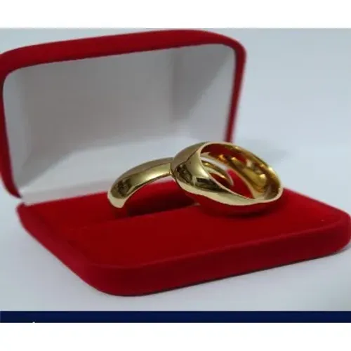 Alianças ouro 18 kilates par 8 mm 16 gramas Maciça boleada casamento  noivado Par