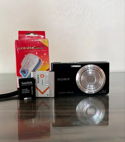 Câmera cybershot 14.1mp em PERFEITO ESTADO
