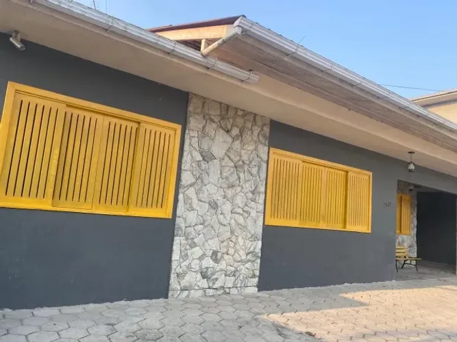 Casa comercial