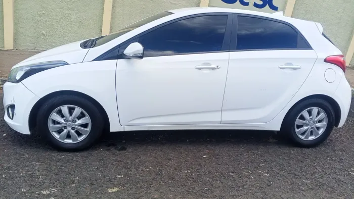 Hyundai HB20 Comf./c.plus/c.style 1.0 Flex 12V 2013